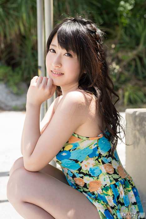 Graphis套图ID1051 2014-11-17 [Graphis Gals] Arisa Misato - [Blue & Green]